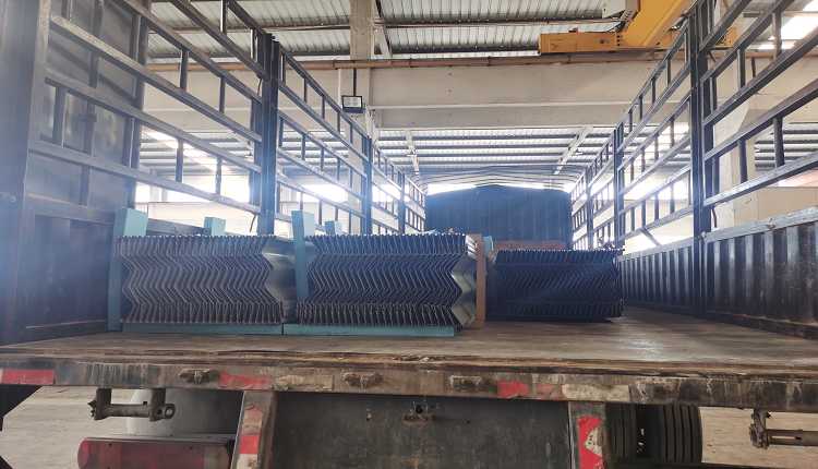 長城汽車項目墻面YX58-311彩鋼瓦，氟碳YX58-311彩鋼瓦