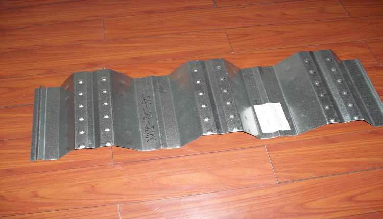 州拓佳YX76-305-915樓承板在杭州加多寶工地成功應用